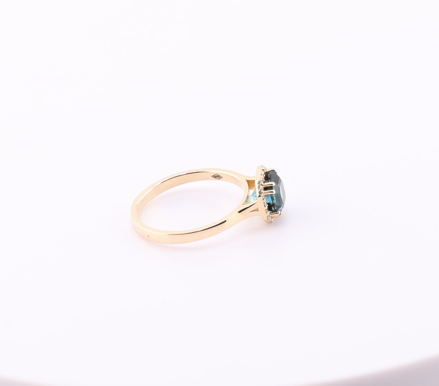 zertifizierter natürlicher Indigolith-Turmalin-Ring –  blauer Turmalin in 14 Karat Gold