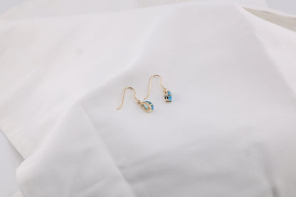 zertifizierte natürliche Schweizer Blautopas-Ohrringe – 14 Karat Gold