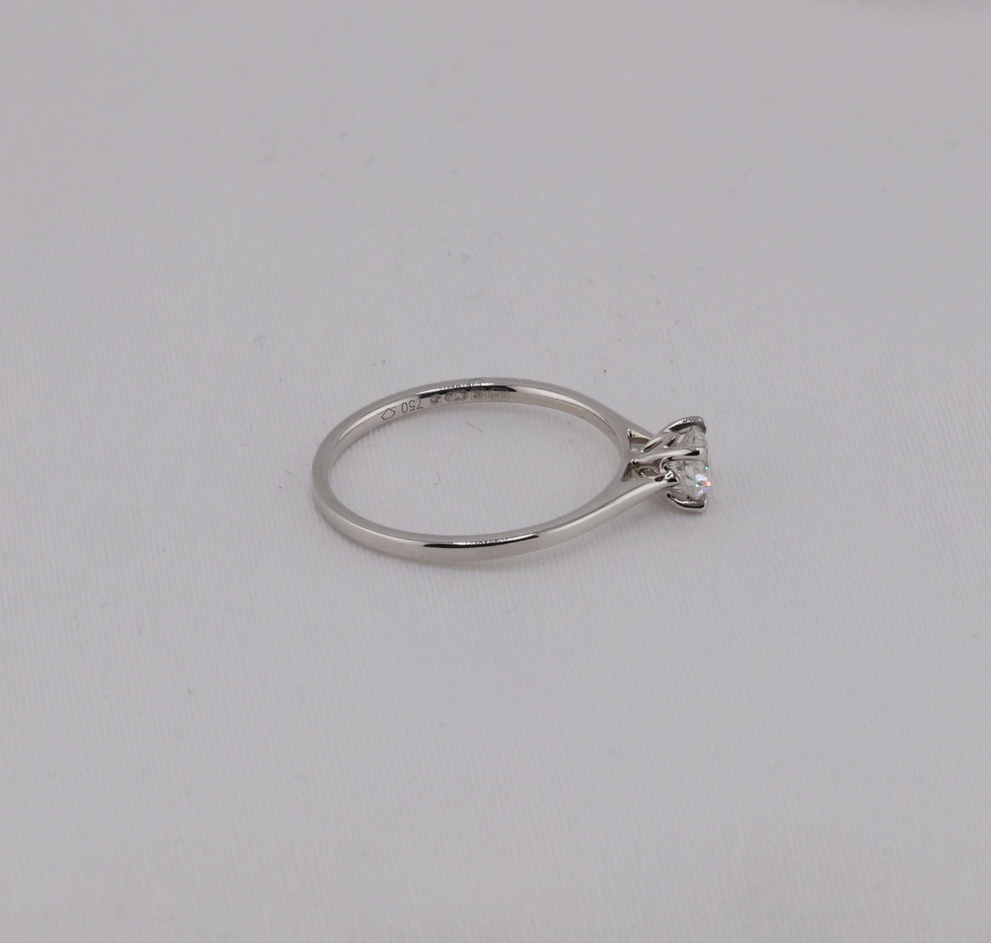 zertifizierter natürlicher Solitär Diamant Ring – 18 Karat Weißgold