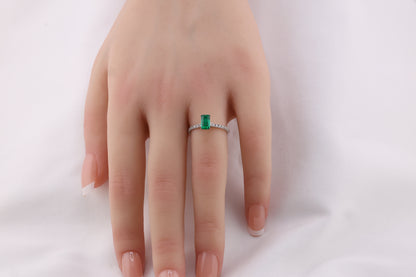zertifizierter natürlicher afghanischer Smaragd-Solitär-Ring (insignificant oiling) – mit Diamant Pavé Fassung, Extra Fine Color Quality - 18 Karat Weißgold