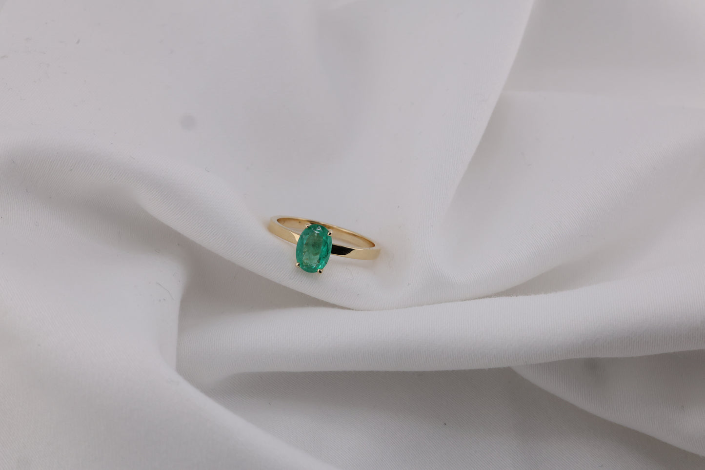 zertifizierter natürlicher sambischer Smaragd Solitär Ring – 14 Karat Gold