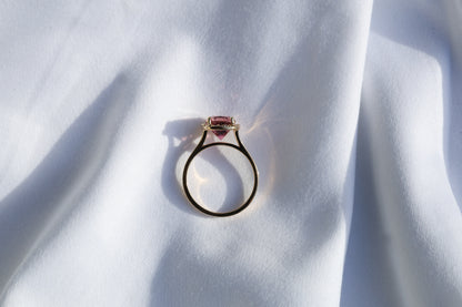 zertifizierter natürlicher Pinker-Turmalin-Ring – lebhaft pinker Turmalin in 18 Karat Gold