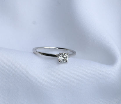 zertifizierter natürlicher Solitär Diamant Ring – 18 Karat Weißgold