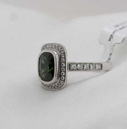 Grüner Turmalin (3.13 ct) Ring in 18K/750er Weißgold mit Diamanten