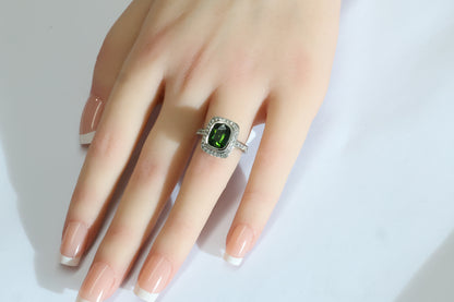 Grüner Turmalin (3.13 ct) Ring in 18K/750er Weißgold mit Diamanten
