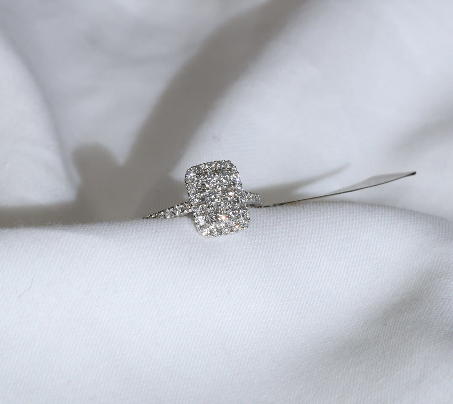 Diamant VVS Ring in 18 Karat Weißgold