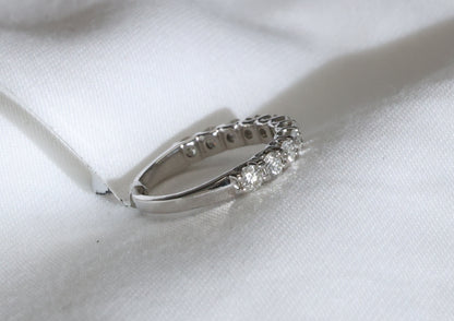 Diamant (0.75ct) Ring Eternity in 18 Karat Weißgold