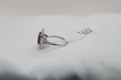 Spinell (3.31ct) Ring in 18 Karat Weißgold mit 1.13ct Diamanten