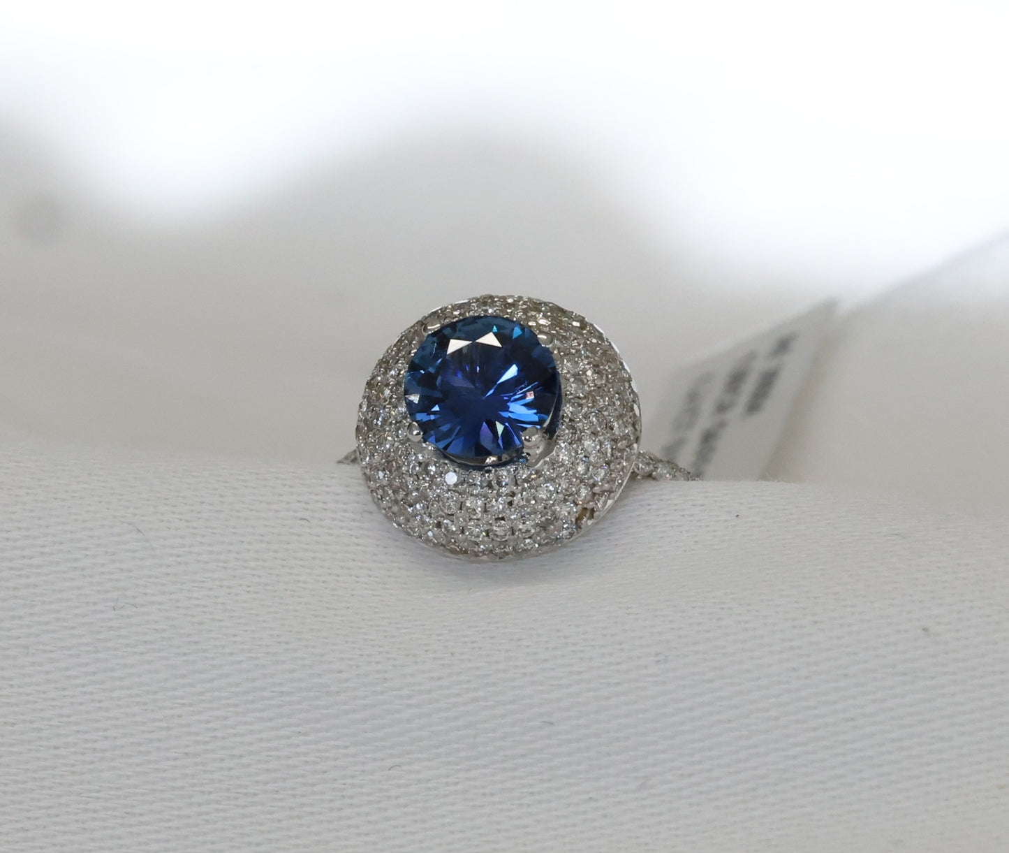 Blauer Saphir (1.09ct, Royal Blue) Ring in 18K/750er Weißgold mit 1.01ct Diamanten