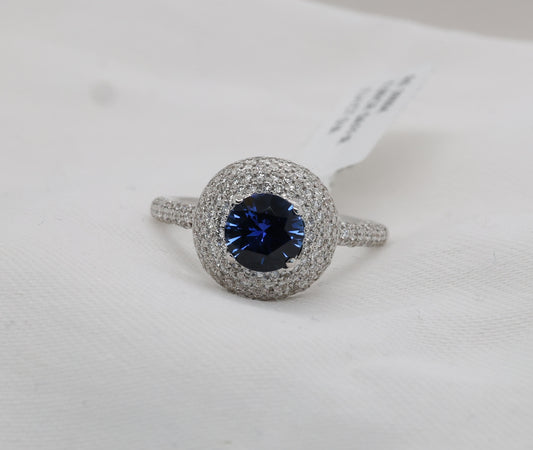 Blauer Saphir (1.09ct, Royal Blue) Ring in 18 Karat Weißgold mit 1.01ct Diamanten
