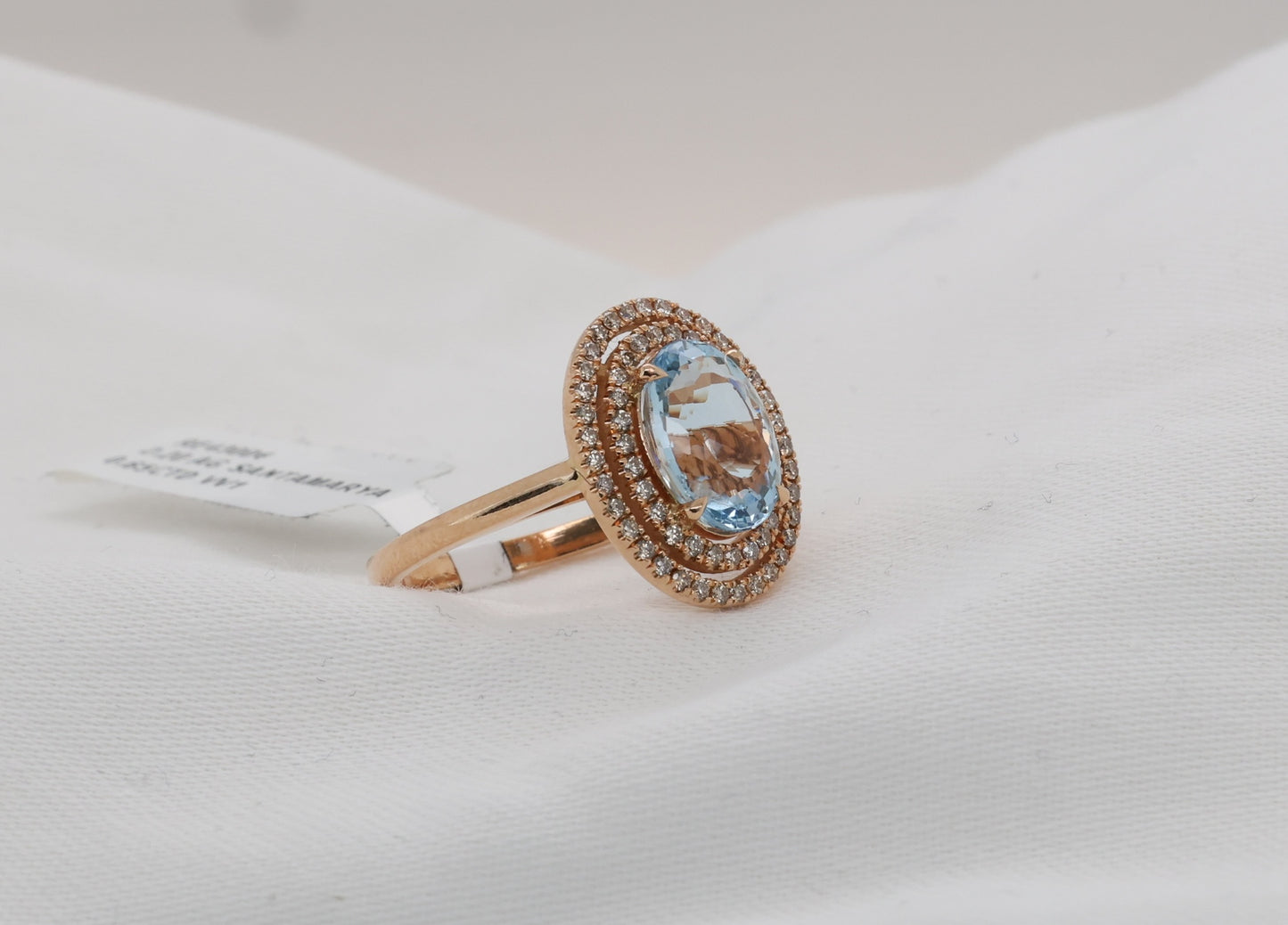 Aquamarine (Santa Maria) ring in 18 Karat Rosegold with diamonds