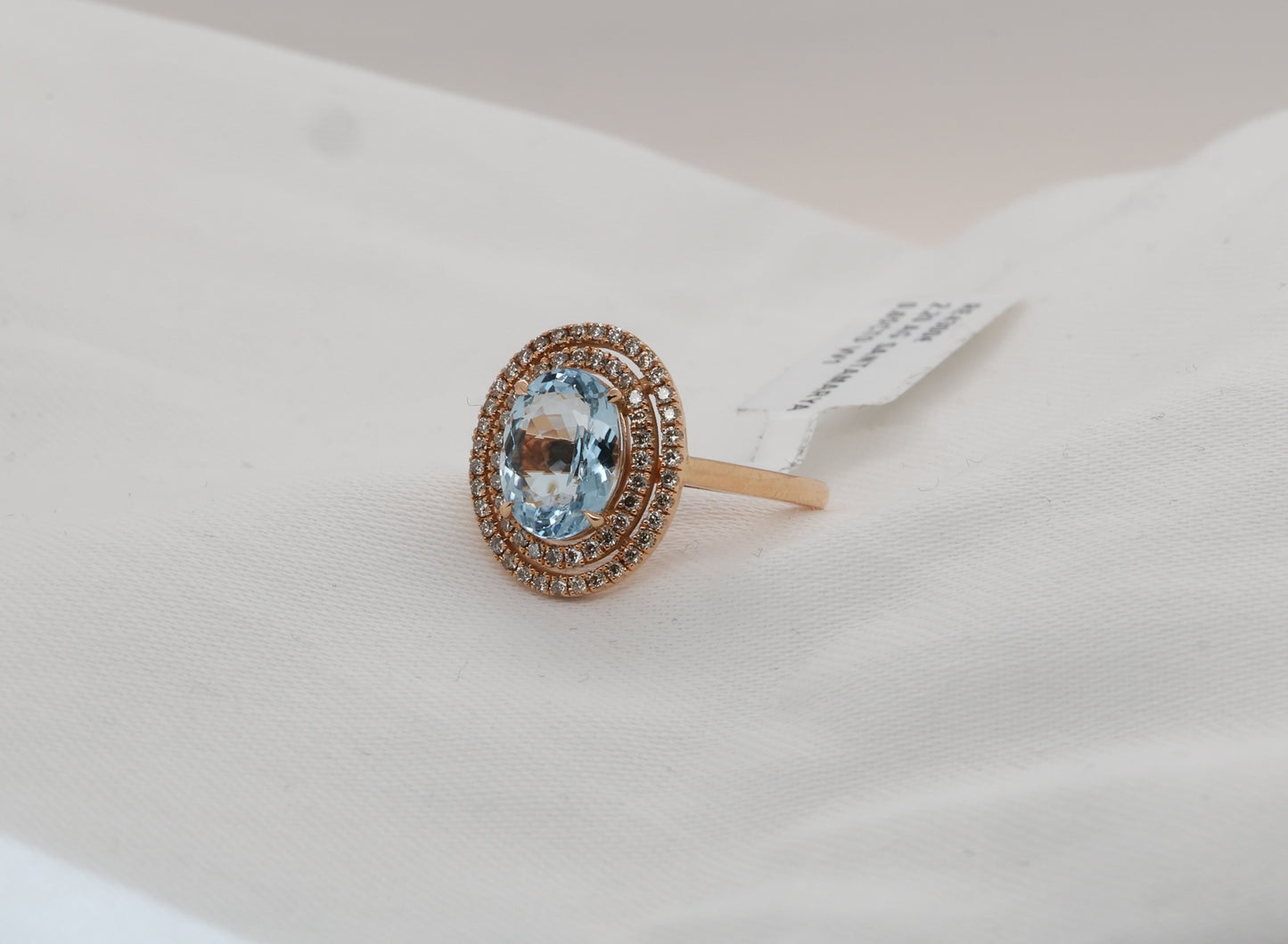 Aquamarine (Santa Maria) ring in 18 Karat Rosegold with diamonds
