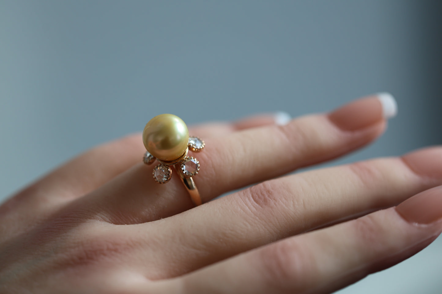 Tahiti-Perle Ring in 18K Roségold mit 1.02ct Diamanten