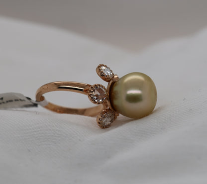 Tahiti-Perle Ring in 18K Roségold mit 1.02ct Diamanten