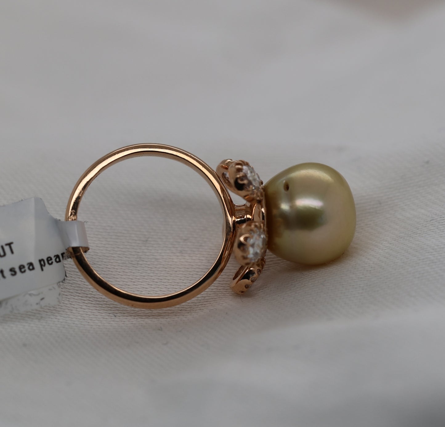 Tahiti-Perle Ring in 18K Roségold mit 1.02ct Diamanten