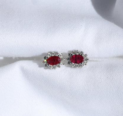 Rubin (Myanmar, Burma) Ohrstecker mit Diamanten – 14K/585er Weißgold