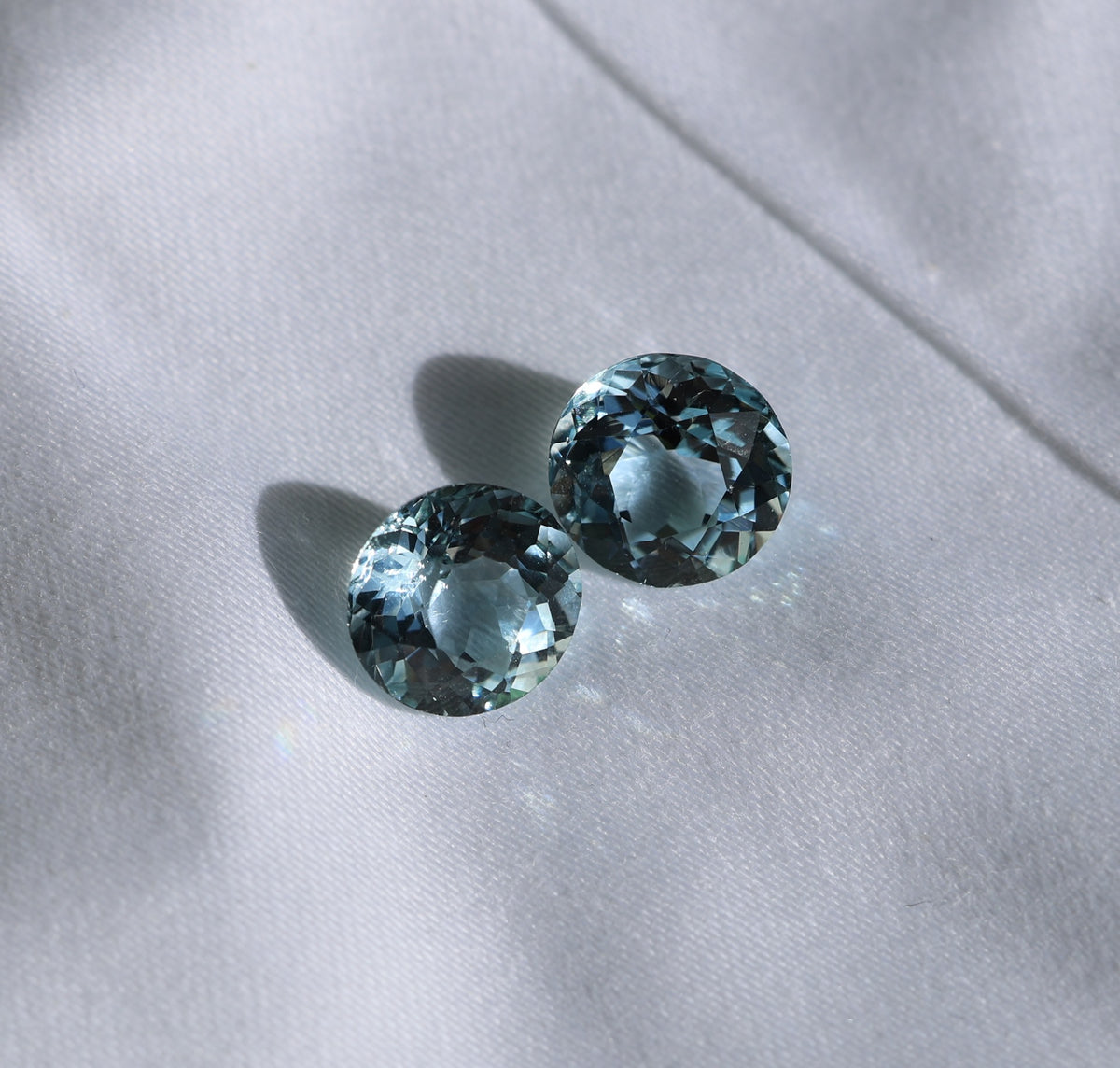 Natural blue Aquamarine (Pair) – Lose Gemstones