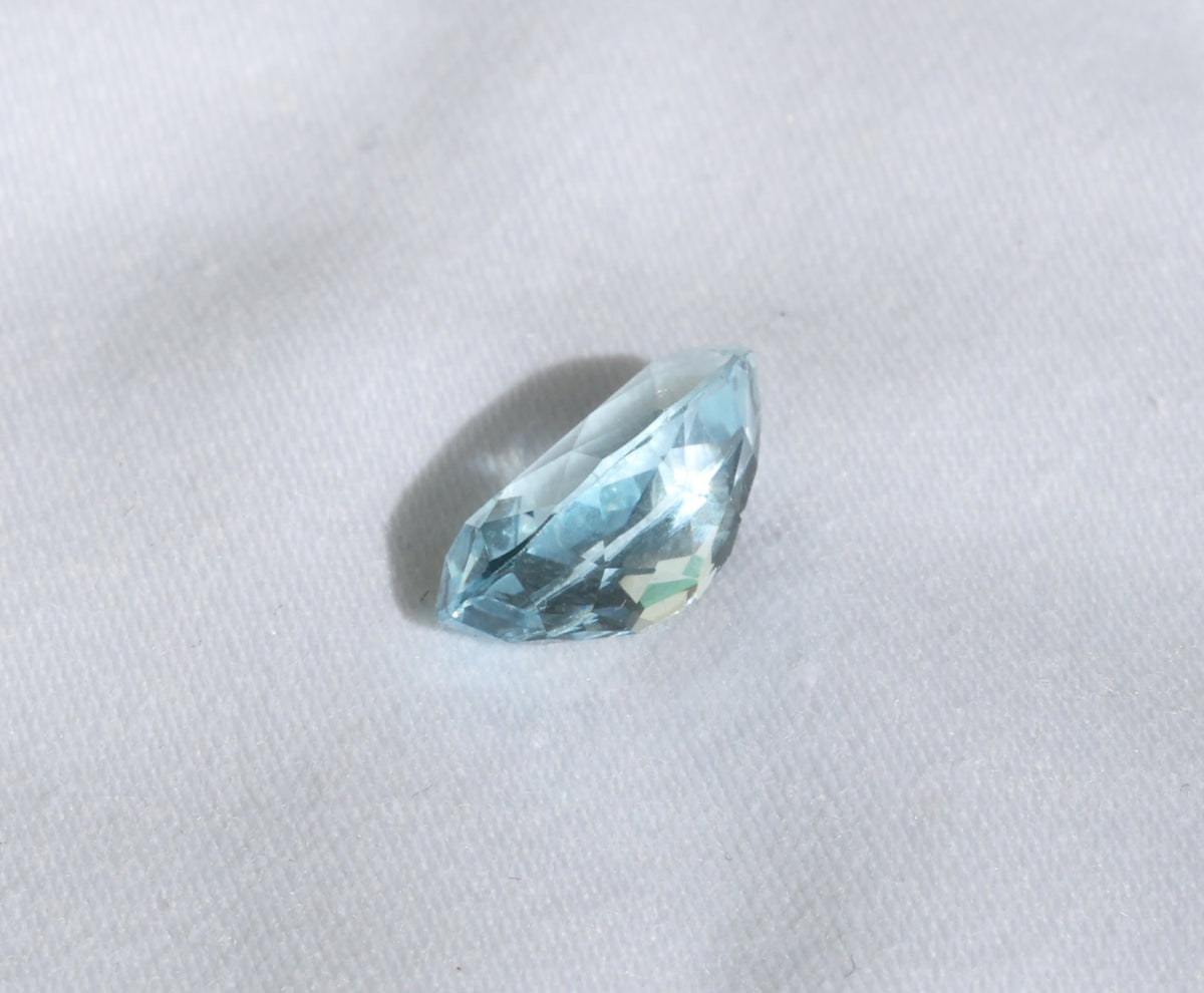 Natürlicher blauer Aquamarin (3.62 ct)  – loser Edelstein