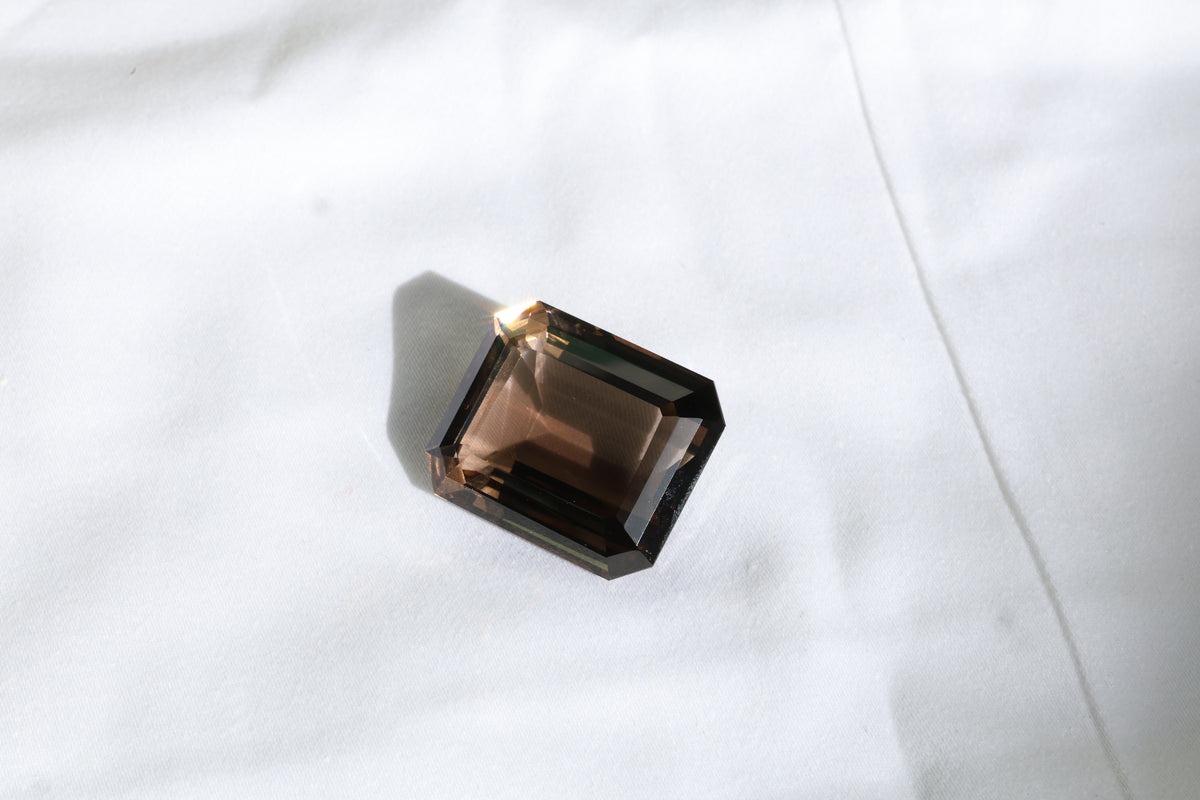Natürlicher Citrin (Rauchfarben, 82ct) – loser Edelstein