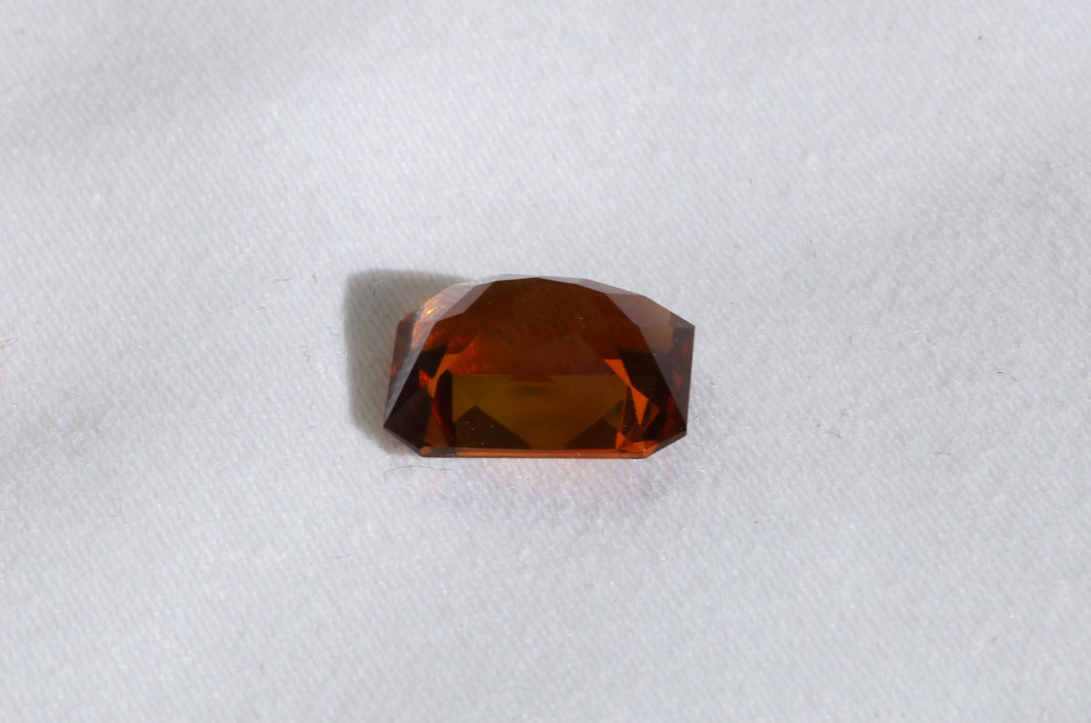 Natürlicher Citrin (3.8ct) – loser Edelstein