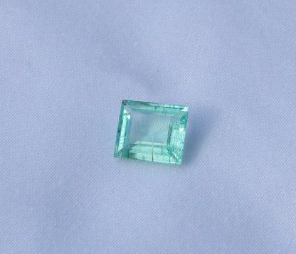 Natural Emerald (Russia, 4.7 ct) – Loose Gemstone