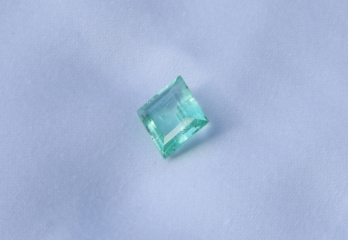Natural Emerald (Russia, 4.7 ct) – Loose Gemstone