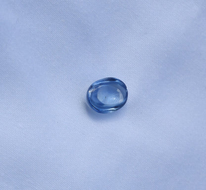 Natürlicher blauer Saphir, unbehandelt (Cabochon, 5.12 ct) – loser Edelstein