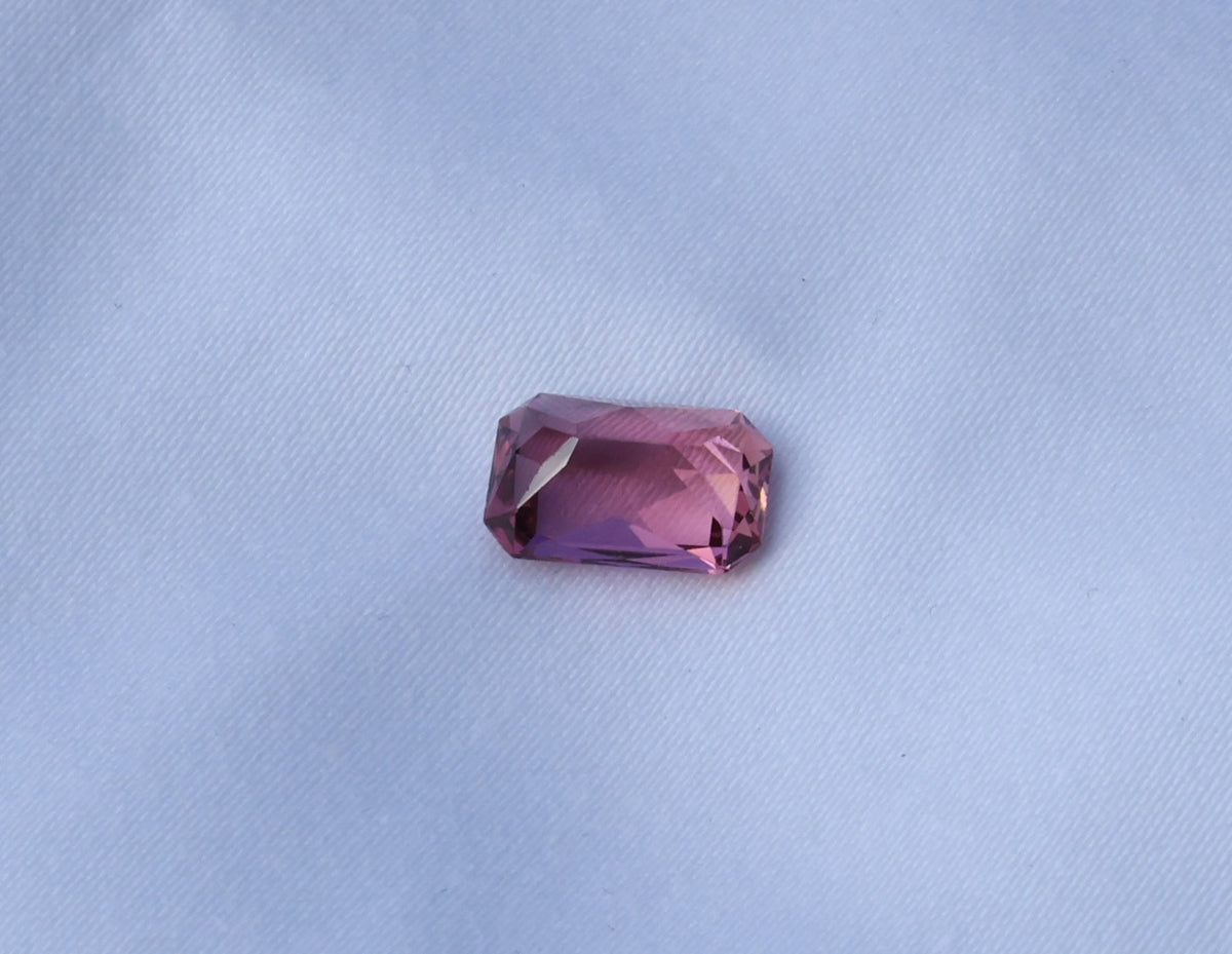 Natürlicher pinker Turmalin (4.35ct) – loser Edelstein