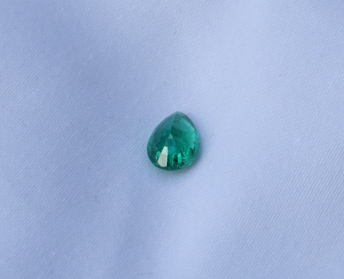 Natural pear-shaped Emerald (Zambia, 1.85 ct) – Loose Gemstone