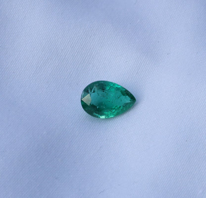 Natural pear-shaped Emerald (Zambia, 1.85 ct) – Loose Gemstone