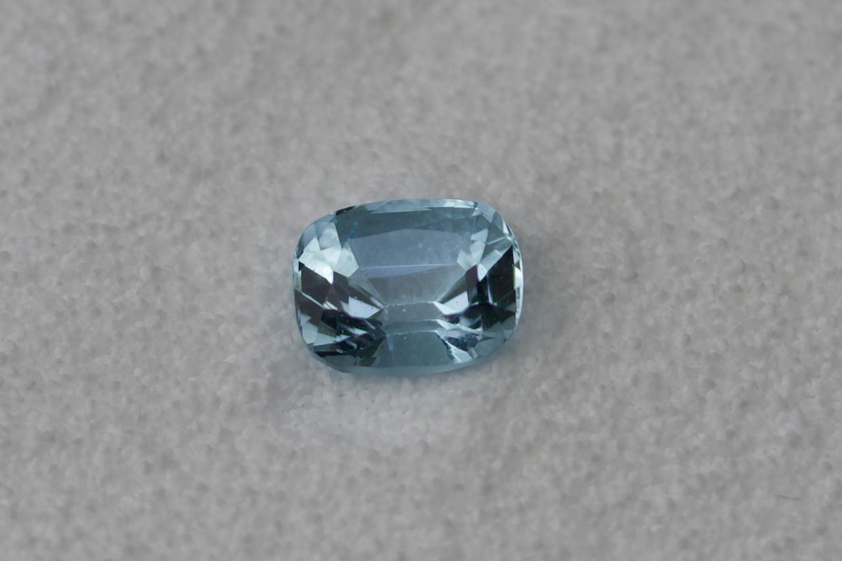Natural blue aquamarine (1.27 ct) – Loose Gemstone