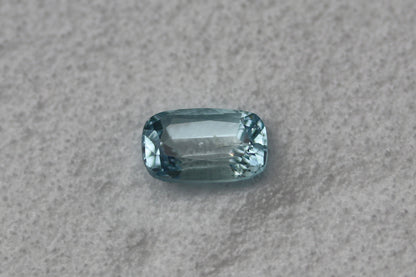 Natural blue aquamarine (1.55 ct) – loose gemstone