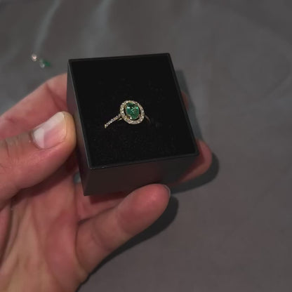 zertifizierter natürlicher sambischer Smaragdring – 18 Karat Gelbgold mit Diamant-Halo