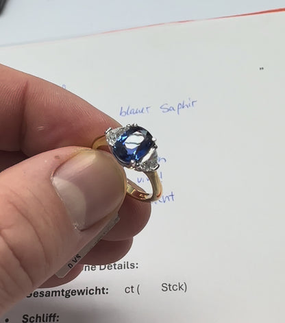 Blauer Saphir (2.51ct, Royal Blue) Ring in 18 Karat Gold mit Diamanten