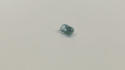 Natural blue aquamarine (1.55 ct) – loose gemstone
